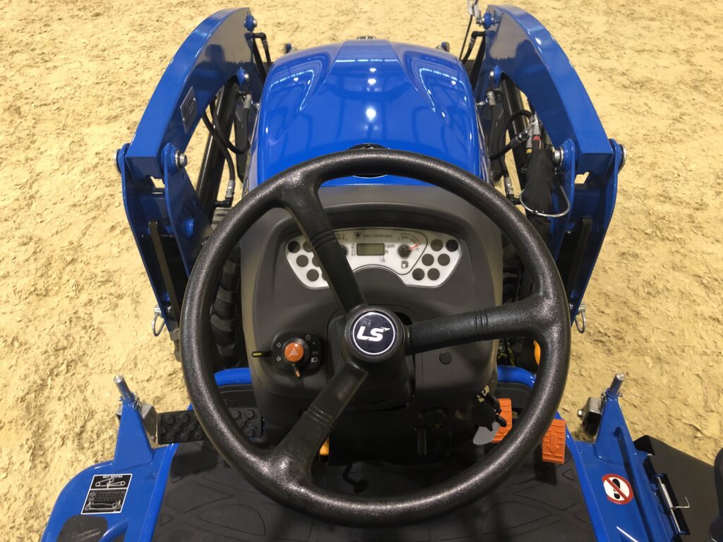 LS Tractor MT2 Series steering wheel